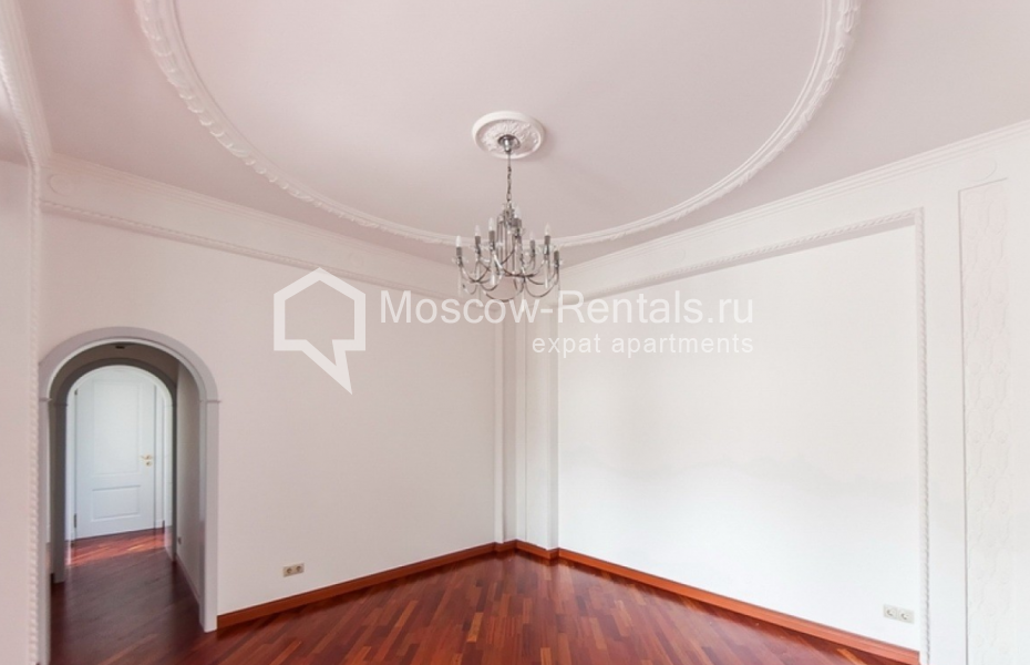 Photo #7 5-room (4 BR) apartment for <a href="http://moscow-rentals.ru/en/articles/long-term-rent" target="_blank">a long-term</a> rent
 in Russia, Moscow, Sadovaya-Kudrinskaya str, 28-30