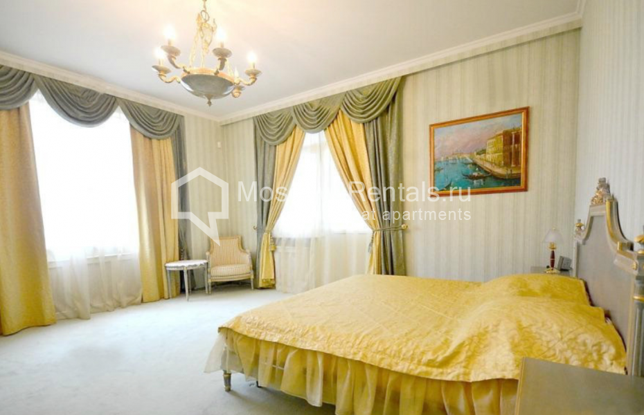 Photo #5 4-room (3 BR) apartment for <a href="http://moscow-rentals.ru/en/articles/long-term-rent" target="_blank">a long-term</a> rent
 in Russia, Moscow, 1st Neopalimovsky lane, 15/7