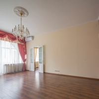 Photo #1 6-room (5 BR) apartment for <a href="http://moscow-rentals.ru/en/articles/long-term-rent" target="_blank">a long-term</a> rent
 in Russia, Moscow, Maly Kakovinsky lane, 1/8c1