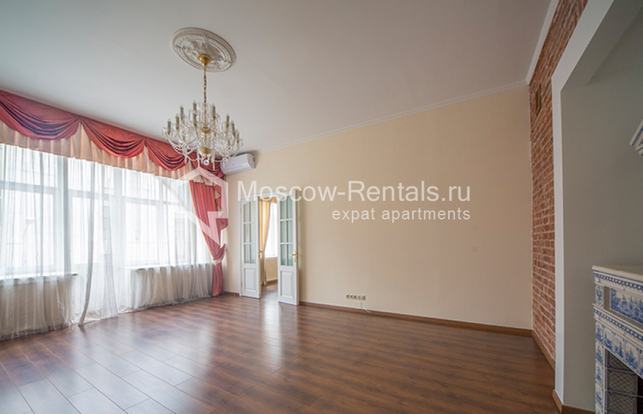 Photo #1 6-room (5 BR) apartment for <a href="http://moscow-rentals.ru/en/articles/long-term-rent" target="_blank">a long-term</a> rent
 in Russia, Moscow, Maly Kakovinsky lane, 1/8c1