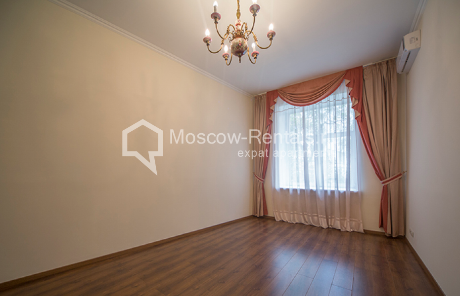 Photo #6 6-room (5 BR) apartment for <a href="http://moscow-rentals.ru/en/articles/long-term-rent" target="_blank">a long-term</a> rent
 in Russia, Moscow, Maly Kakovinsky lane, 1/8c1