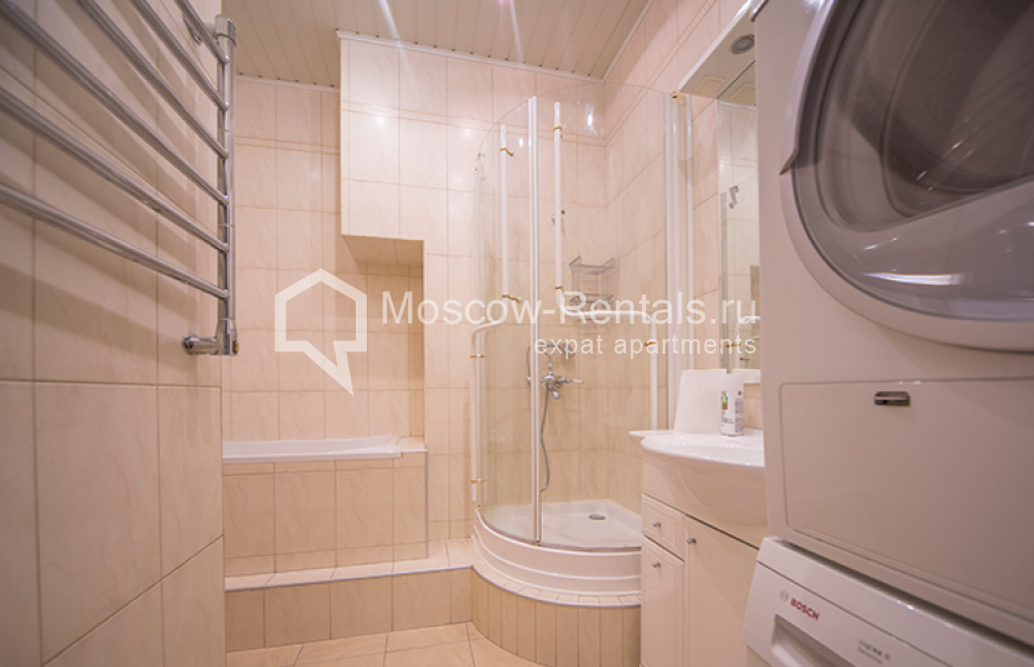 Photo #11 6-room (5 BR) apartment for <a href="http://moscow-rentals.ru/en/articles/long-term-rent" target="_blank">a long-term</a> rent
 in Russia, Moscow, Maly Kakovinsky lane, 1/8c1
