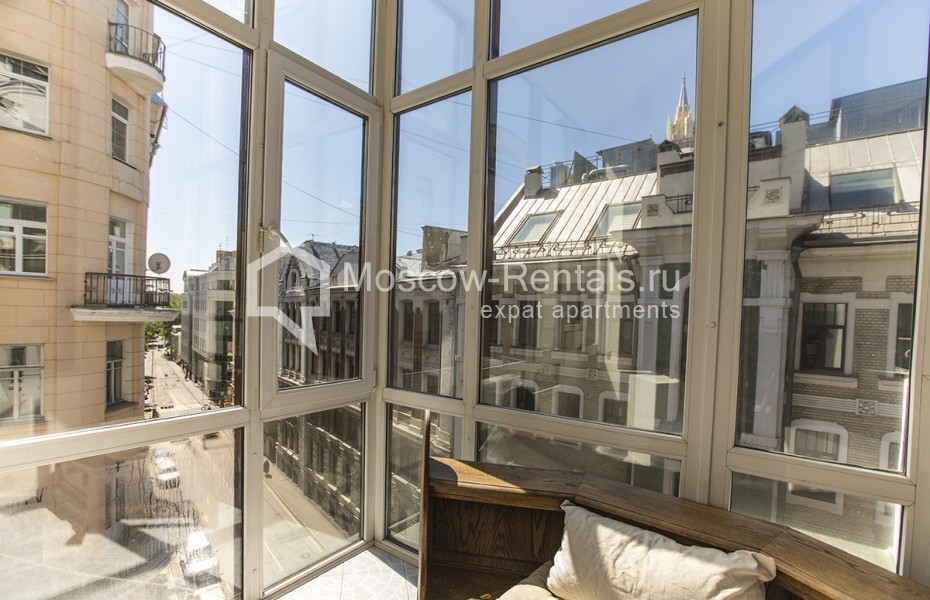 Photo #17 4-room (3 BR) apartment for <a href="http://moscow-rentals.ru/en/articles/long-term-rent" target="_blank">a long-term</a> rent
 in Russia, Moscow, Krivoarbatsky lane, 16/22