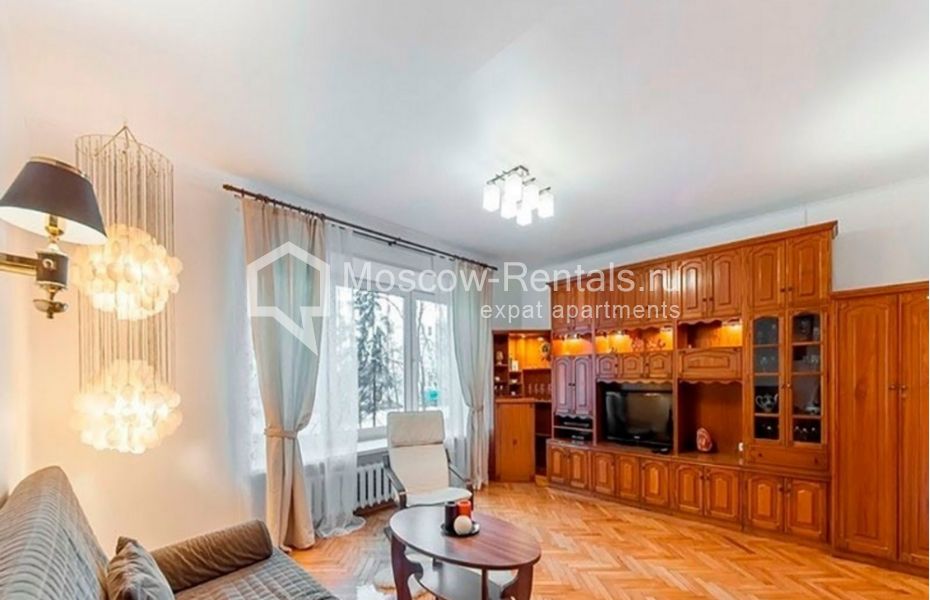 Photo #1 2-room (1 BR) apartment for <a href="http://moscow-rentals.ru/en/articles/long-term-rent" target="_blank">a long-term</a> rent
 in Russia, Moscow, Brusov pereulok, 4