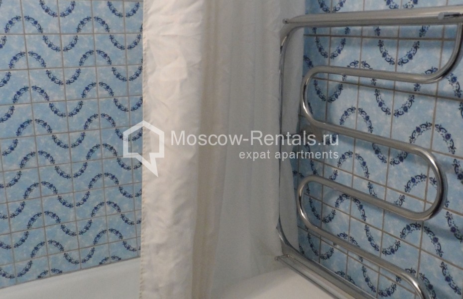 Photo #14 2-room (1 BR) apartment for <a href="http://moscow-rentals.ru/en/articles/long-term-rent" target="_blank">a long-term</a> rent
 in Russia, Moscow, Brusov pereulok, 4
