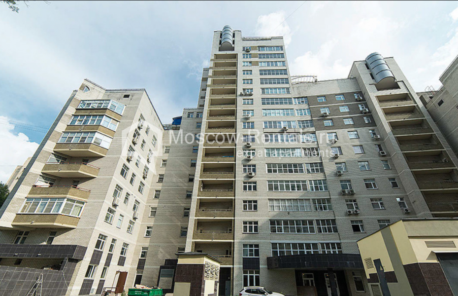 Photo #18 4-room (3 BR) apartment for <a href="http://moscow-rentals.ru/en/articles/long-term-rent" target="_blank">a long-term</a> rent
 in Russia, Moscow, Alexandra Nevskogo str, 27