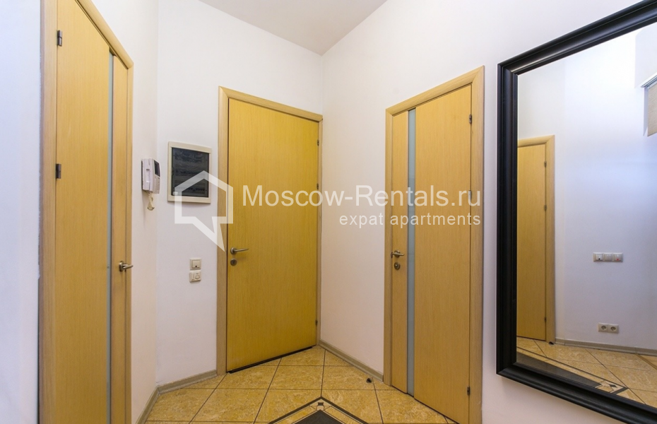 Photo #6 4-room (3 BR) apartment for <a href="http://moscow-rentals.ru/en/articles/long-term-rent" target="_blank">a long-term</a> rent
 in Russia, Moscow, Klimentovsky lane, 6