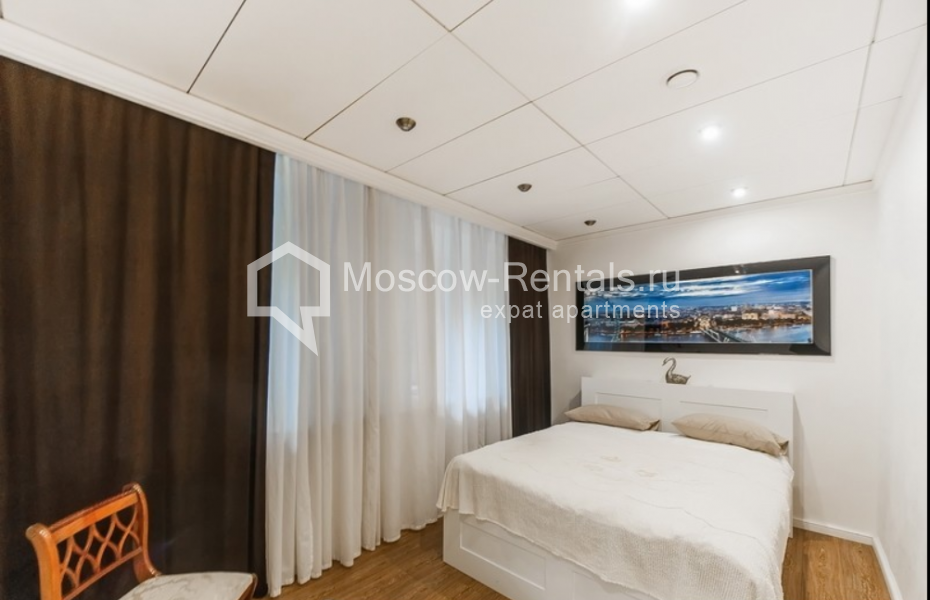 Photo #3 6-room (5 BR) apartment for <a href="http://moscow-rentals.ru/en/articles/long-term-rent" target="_blank">a long-term</a> rent
 in Russia, Moscow, Romanov lane, 3c1