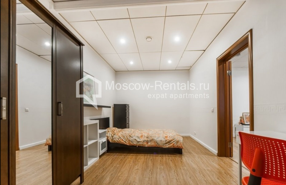 Photo #8 6-room (5 BR) apartment for <a href="http://moscow-rentals.ru/en/articles/long-term-rent" target="_blank">a long-term</a> rent
 in Russia, Moscow, Romanov lane, 3c1