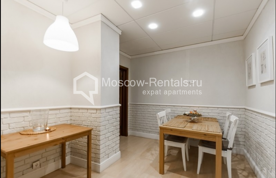 Photo #24 6-room (5 BR) apartment for <a href="http://moscow-rentals.ru/en/articles/long-term-rent" target="_blank">a long-term</a> rent
 in Russia, Moscow, Romanov lane, 3c1