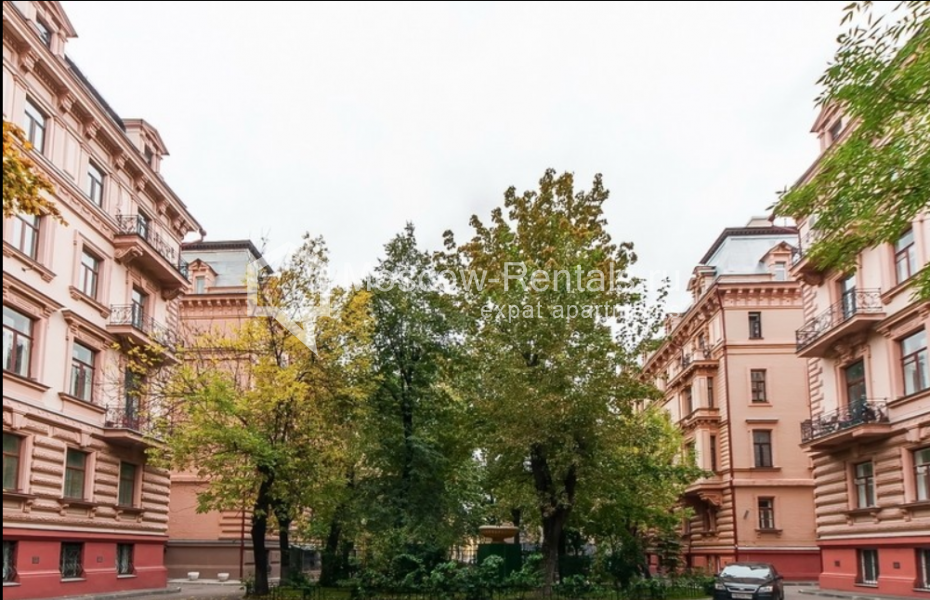 Photo #25 6-room (5 BR) apartment for <a href="http://moscow-rentals.ru/en/articles/long-term-rent" target="_blank">a long-term</a> rent
 in Russia, Moscow, Romanov lane, 3c1