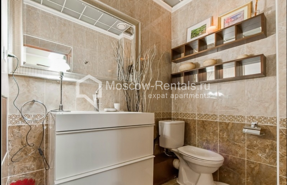 Photo #26 6-room (5 BR) apartment for <a href="http://moscow-rentals.ru/en/articles/long-term-rent" target="_blank">a long-term</a> rent
 in Russia, Moscow, Romanov lane, 3c1