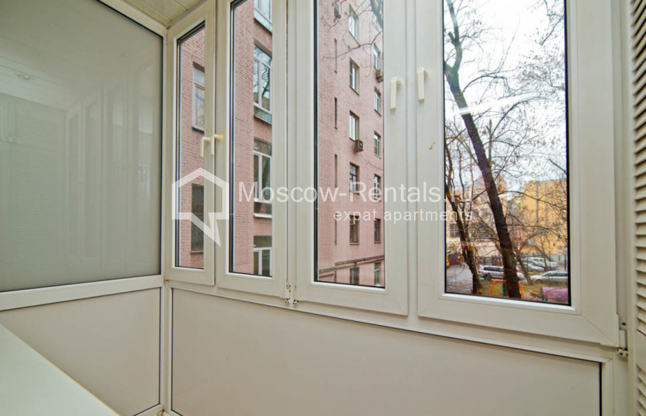 Photo #15 4-room (3 BR) apartment for <a href="http://moscow-rentals.ru/en/articles/long-term-rent" target="_blank">a long-term</a> rent
 in Russia, Moscow, Bolshoi Zlatouskinsky lane, 3АС2