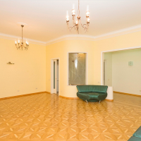 Photo #1 5-room (4 BR) apartment for <a href="http://moscow-rentals.ru/en/articles/long-term-rent" target="_blank">a long-term</a> rent
 in Russia, Moscow, Mashkova str, 5С1