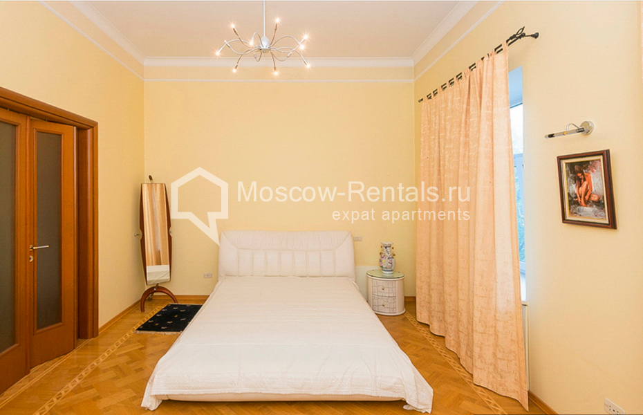 Photo #4 5-room (4 BR) apartment for <a href="http://moscow-rentals.ru/en/articles/long-term-rent" target="_blank">a long-term</a> rent
 in Russia, Moscow, Mashkova str, 5С1