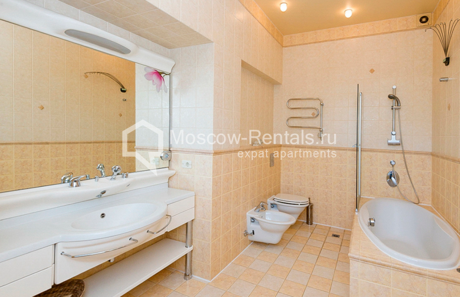 Photo #10 5-room (4 BR) apartment for <a href="http://moscow-rentals.ru/en/articles/long-term-rent" target="_blank">a long-term</a> rent
 in Russia, Moscow, Mashkova str, 5С1