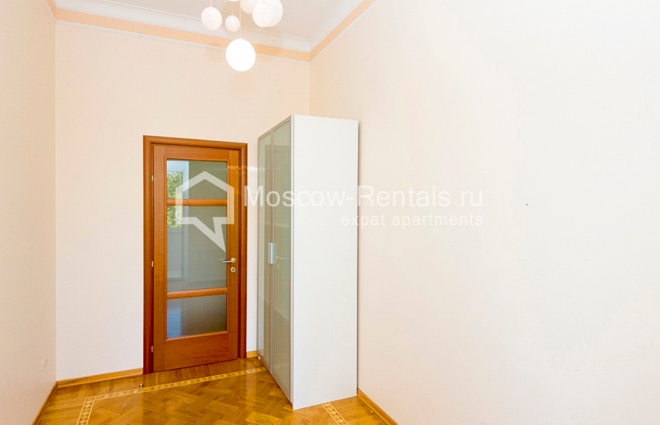 Photo #11 5-room (4 BR) apartment for <a href="http://moscow-rentals.ru/en/articles/long-term-rent" target="_blank">a long-term</a> rent
 in Russia, Moscow, Mashkova str, 5С1
