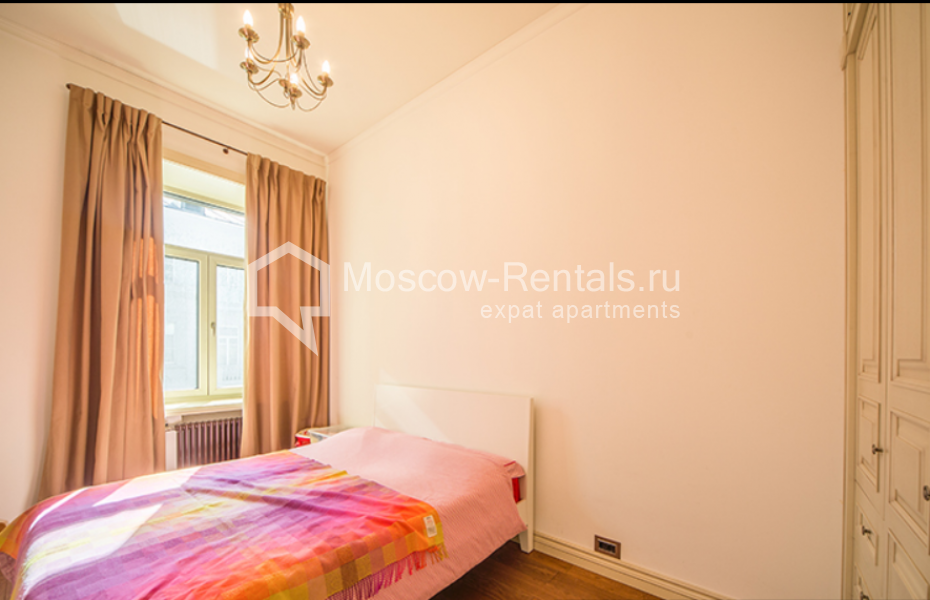 Photo #4 4-room (3 BR) apartment for <a href="http://moscow-rentals.ru/en/articles/long-term-rent" target="_blank">a long-term</a> rent
 in Russia, Moscow, Solyanka str, 1/2С1
