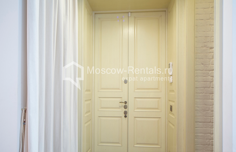 Photo #10 4-room (3 BR) apartment for <a href="http://moscow-rentals.ru/en/articles/long-term-rent" target="_blank">a long-term</a> rent
 in Russia, Moscow, Solyanka str, 1/2С1