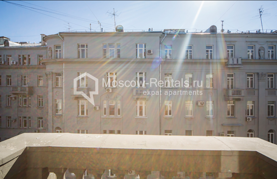 Photo #14 4-room (3 BR) apartment for <a href="http://moscow-rentals.ru/en/articles/long-term-rent" target="_blank">a long-term</a> rent
 in Russia, Moscow, Solyanka str, 1/2С1