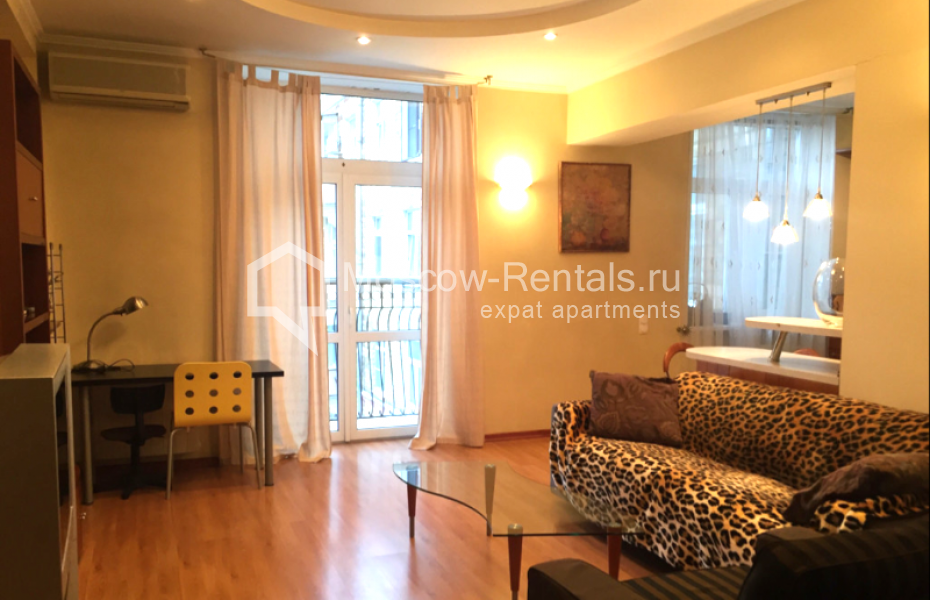 Photo #4 2-room (1 BR) apartment for <a href="http://moscow-rentals.ru/en/articles/long-term-rent" target="_blank">a long-term</a> rent
 in Russia, Moscow, Komsomolsky prosp, 37/14