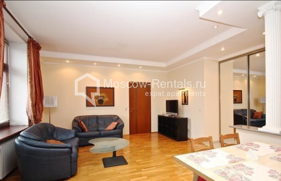 Photo #1 2-room (1 BR) apartment for <a href="http://moscow-rentals.ru/en/articles/long-term-rent" target="_blank">a long-term</a> rent
 in Russia, Moscow, Frunzenskaya str, 36/2