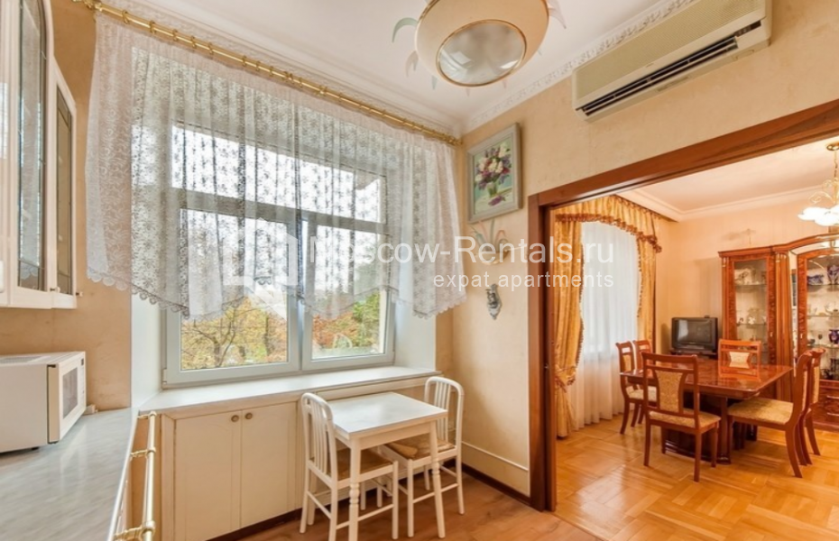 Photo #15 3-room (2 BR) apartment for <a href="http://moscow-rentals.ru/en/articles/long-term-rent" target="_blank">a long-term</a> rent
 in Russia, Moscow, Frunzenskaya emb., 32