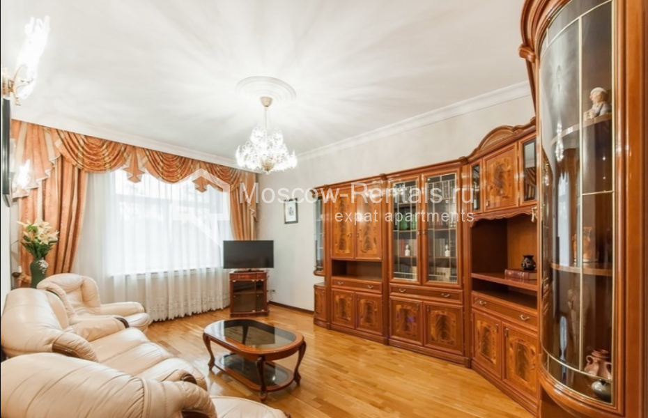 Photo #5 3-room (2 BR) apartment for <a href="http://moscow-rentals.ru/en/articles/long-term-rent" target="_blank">a long-term</a> rent
 in Russia, Moscow, Frunzenskaya emb., 32