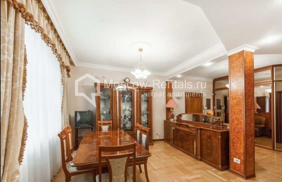 Photo #7 3-room (2 BR) apartment for <a href="http://moscow-rentals.ru/en/articles/long-term-rent" target="_blank">a long-term</a> rent
 in Russia, Moscow, Frunzenskaya emb., 32