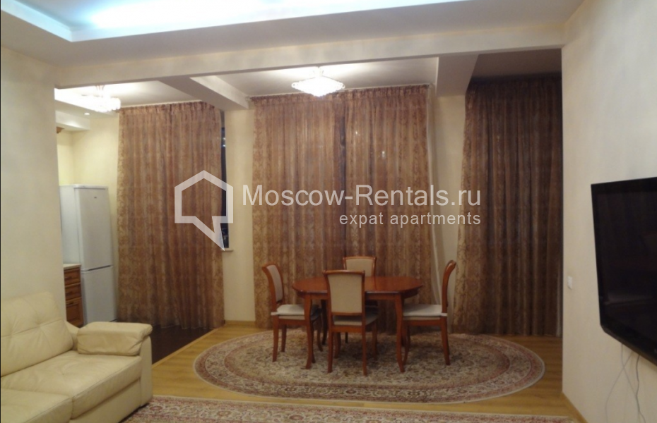 Photo #3 2-room (1 BR) apartment for <a href="http://moscow-rentals.ru/en/articles/long-term-rent" target="_blank">a long-term</a> rent
 in Russia, Moscow, Obolensy lane., 9К1