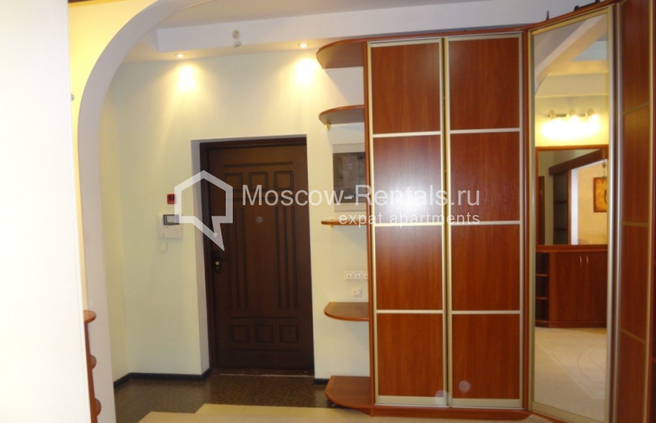 Photo #6 2-room (1 BR) apartment for <a href="http://moscow-rentals.ru/en/articles/long-term-rent" target="_blank">a long-term</a> rent
 in Russia, Moscow, Obolensy lane., 9К1