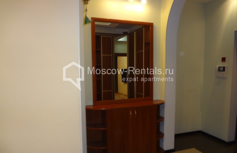 Photo #7 2-room (1 BR) apartment for <a href="http://moscow-rentals.ru/en/articles/long-term-rent" target="_blank">a long-term</a> rent
 in Russia, Moscow, Obolensy lane., 9К1