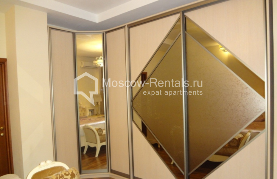 Photo #9 2-room (1 BR) apartment for <a href="http://moscow-rentals.ru/en/articles/long-term-rent" target="_blank">a long-term</a> rent
 in Russia, Moscow, Obolensy lane., 9К1
