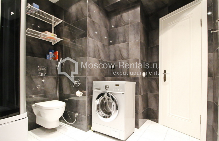 Photo #12 2-room (1 BR) apartment for <a href="http://moscow-rentals.ru/en/articles/long-term-rent" target="_blank">a long-term</a> rent
 in Russia, Moscow, Komsomolsky prosp, 5/2
