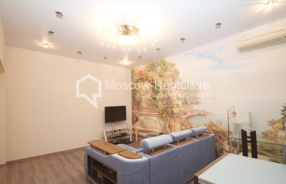 Photo #4 3-room (2 BR) apartment for <a href="http://moscow-rentals.ru/en/articles/long-term-rent" target="_blank">a long-term</a> rent
 in Russia, Moscow, Arbat str, 45/24