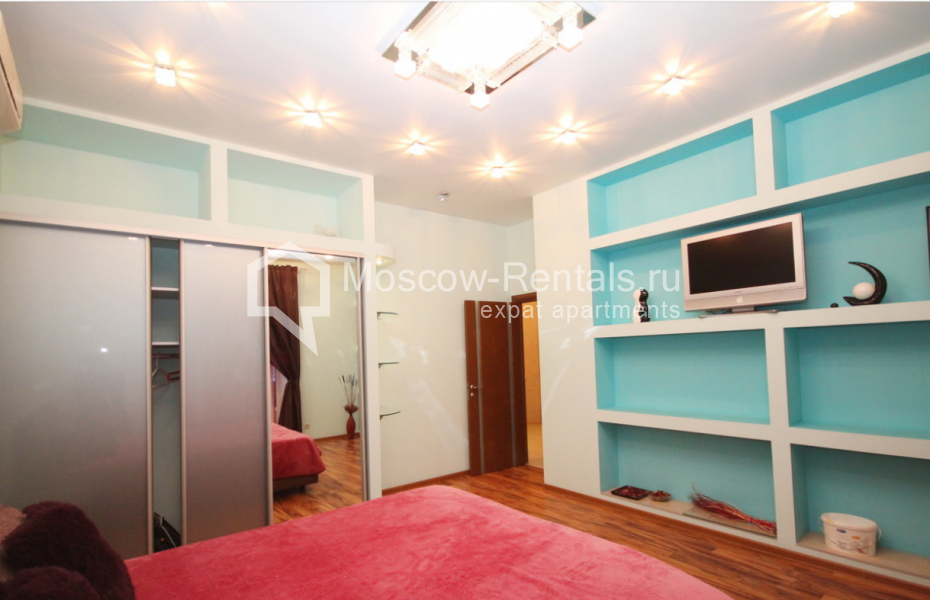 Photo #6 3-room (2 BR) apartment for <a href="http://moscow-rentals.ru/en/articles/long-term-rent" target="_blank">a long-term</a> rent
 in Russia, Moscow, Arbat str, 45/24