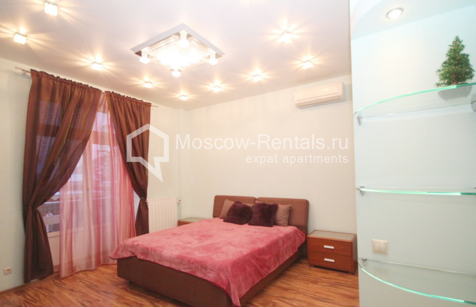 Photo #7 3-room (2 BR) apartment for <a href="http://moscow-rentals.ru/en/articles/long-term-rent" target="_blank">a long-term</a> rent
 in Russia, Moscow, Arbat str, 45/24