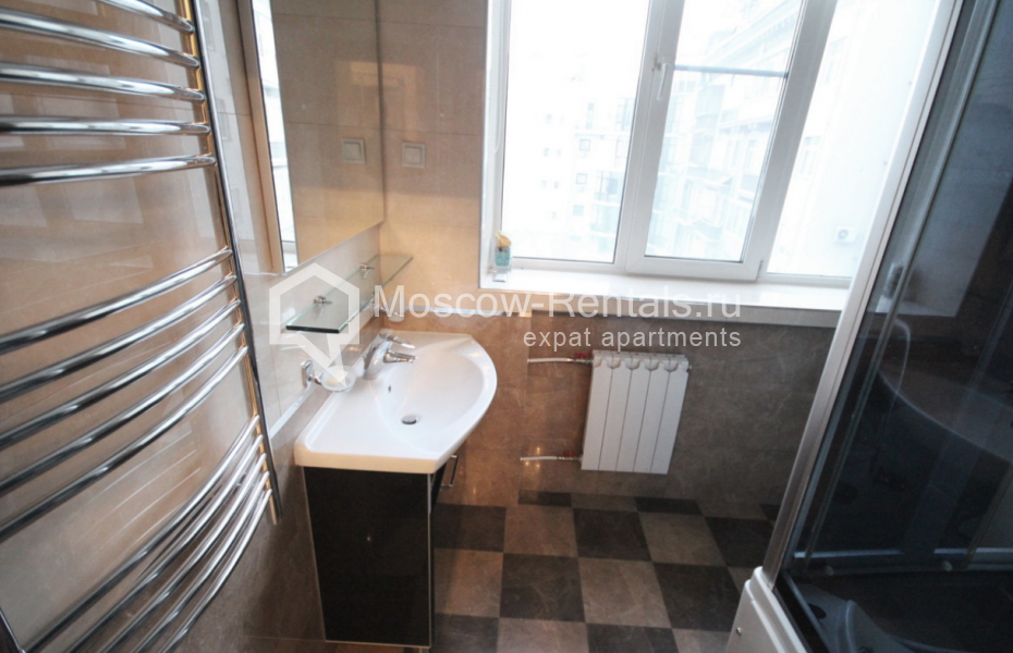 Photo #13 3-room (2 BR) apartment for <a href="http://moscow-rentals.ru/en/articles/long-term-rent" target="_blank">a long-term</a> rent
 in Russia, Moscow, Arbat str, 45/24