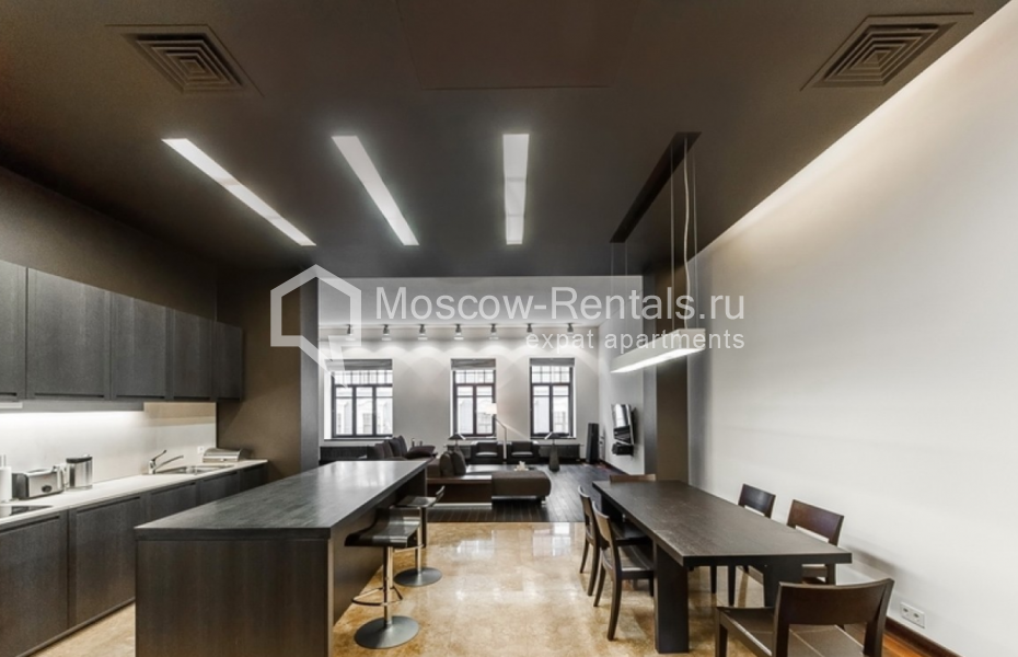 Photo #6 3-room (2 BR) apartment for <a href="http://moscow-rentals.ru/en/articles/long-term-rent" target="_blank">a long-term</a> rent
 in Russia, Moscow, Rybnikov lane, 2