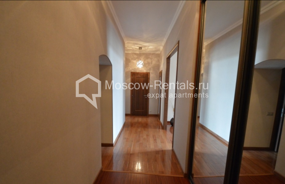Photo #9 2-room (1 BR) apartment for <a href="http://moscow-rentals.ru/en/articles/long-term-rent" target="_blank">a long-term</a> rent
 in Russia, Moscow, Bolshaya Ordynka str, 9