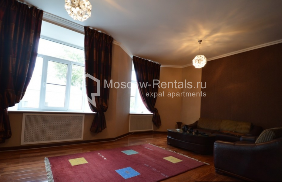 Photo #4 2-room (1 BR) apartment for <a href="http://moscow-rentals.ru/en/articles/long-term-rent" target="_blank">a long-term</a> rent
 in Russia, Moscow, Bolshaya Ordynka str, 9