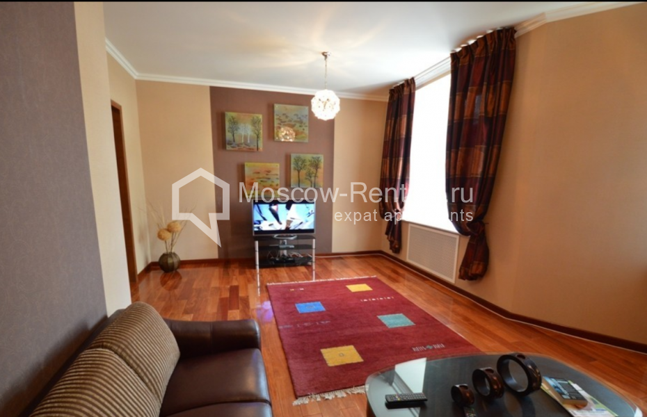 Photo #1 2-room (1 BR) apartment for <a href="http://moscow-rentals.ru/en/articles/long-term-rent" target="_blank">a long-term</a> rent
 in Russia, Moscow, Bolshaya Ordynka str, 9