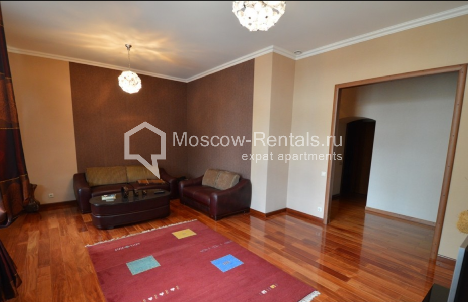 Photo #3 2-room (1 BR) apartment for <a href="http://moscow-rentals.ru/en/articles/long-term-rent" target="_blank">a long-term</a> rent
 in Russia, Moscow, Bolshaya Ordynka str, 9