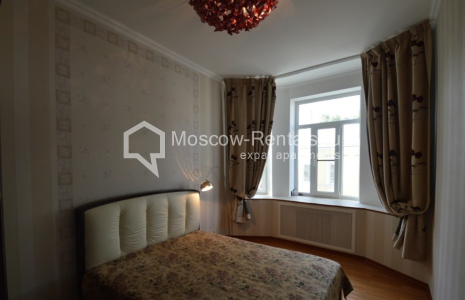 Photo #5 2-room (1 BR) apartment for <a href="http://moscow-rentals.ru/en/articles/long-term-rent" target="_blank">a long-term</a> rent
 in Russia, Moscow, Bolshaya Ordynka str, 9