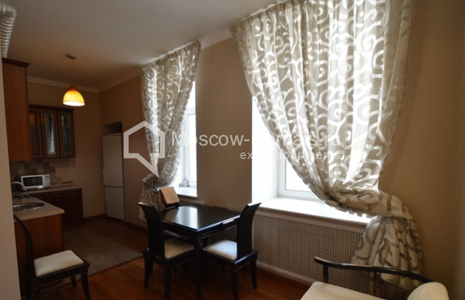 Photo #11 2-room (1 BR) apartment for <a href="http://moscow-rentals.ru/en/articles/long-term-rent" target="_blank">a long-term</a> rent
 in Russia, Moscow, Bolshaya Ordynka str, 9