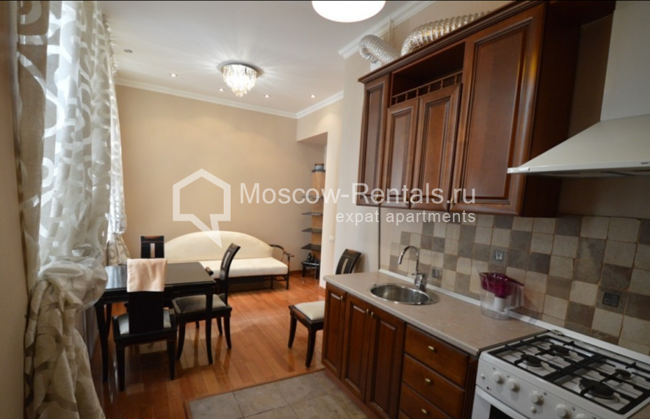 Photo #12 2-room (1 BR) apartment for <a href="http://moscow-rentals.ru/en/articles/long-term-rent" target="_blank">a long-term</a> rent
 in Russia, Moscow, Bolshaya Ordynka str, 9