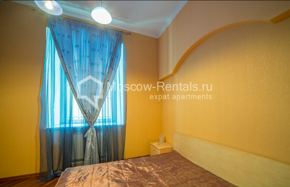 Photo #8 3-room (2 BR) apartment for <a href="http://moscow-rentals.ru/en/articles/long-term-rent" target="_blank">a long-term</a> rent
 in Russia, Moscow, Kolokolnikov lane, 24c3