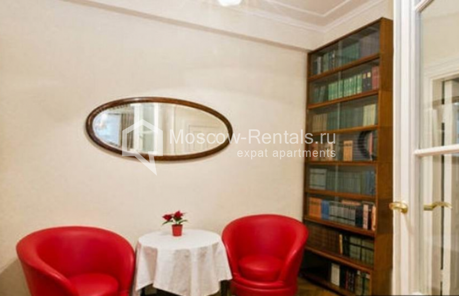 Photo #6 2-room (1 BR) apartment for <a href="http://moscow-rentals.ru/en/articles/long-term-rent" target="_blank">a long-term</a> rent
 in Russia, Moscow, Tverskaya str, 9