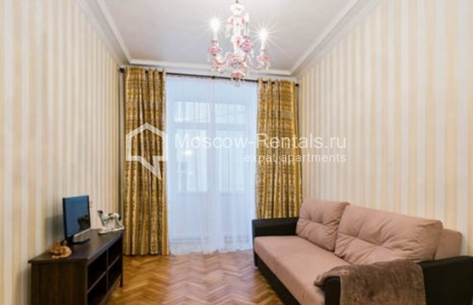 Photo #2 2-room (1 BR) apartment for <a href="http://moscow-rentals.ru/en/articles/long-term-rent" target="_blank">a long-term</a> rent
 in Russia, Moscow, Tverskaya str, 9