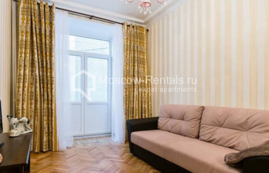 Photo #4 2-room (1 BR) apartment for <a href="http://moscow-rentals.ru/en/articles/long-term-rent" target="_blank">a long-term</a> rent
 in Russia, Moscow, Tverskaya str, 9